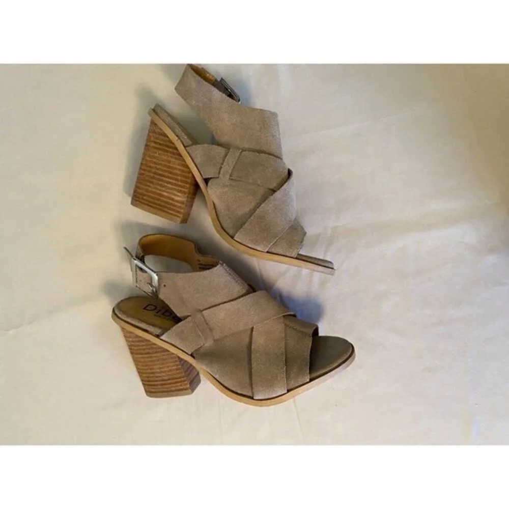 NWOT Diba brand Womens‎ Slingback Peep Toe Chunky Heel Size 8.5